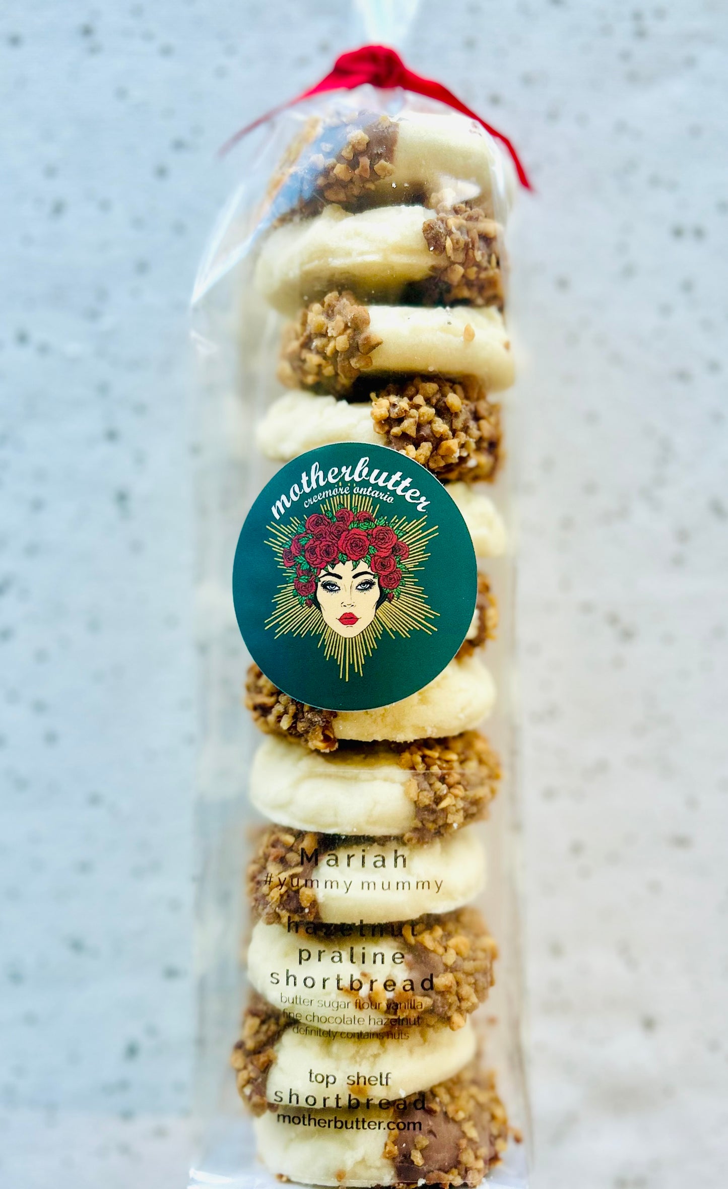 Mariah - hazelnut praline shorty